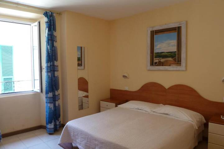 Room 18 of 47