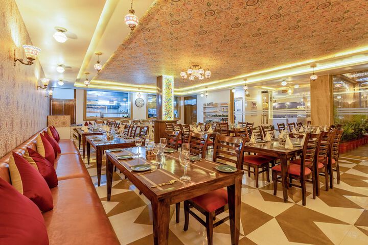Dining 57 of 83