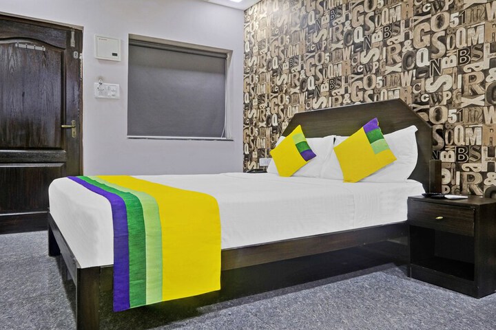 Room 18 of 39
