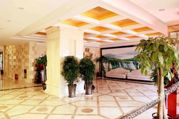 Shujing Hotel (Datong Railway Station Aegean Shopping Park)