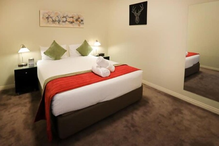 Room 16 of 68