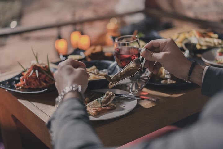 Dining 76 of 102