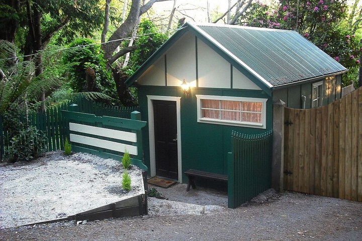 Room 15 of 26