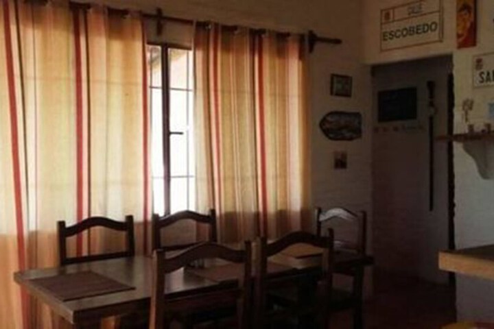 Room 5 of 12