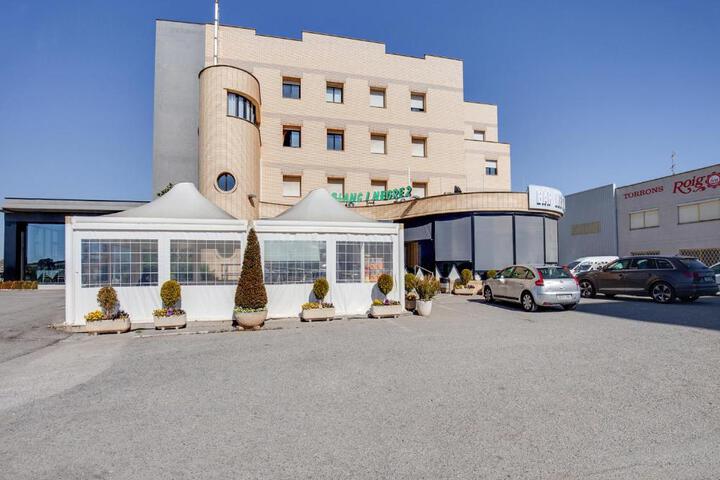 Hotel Restaurante Blanc I Negre 2