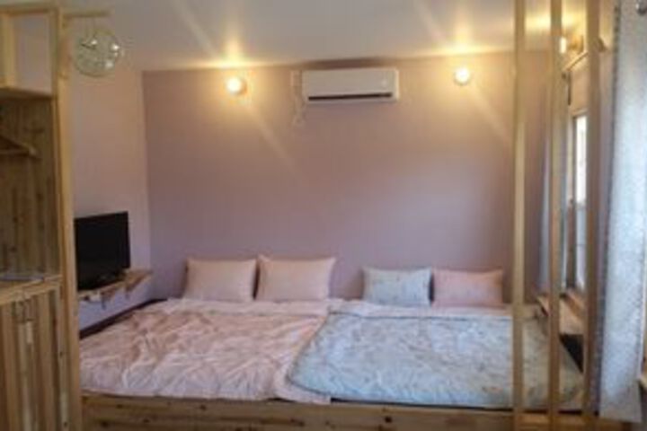 Room 12 of 34