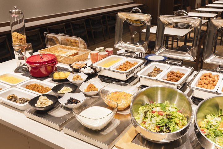 Dining 63 of 75