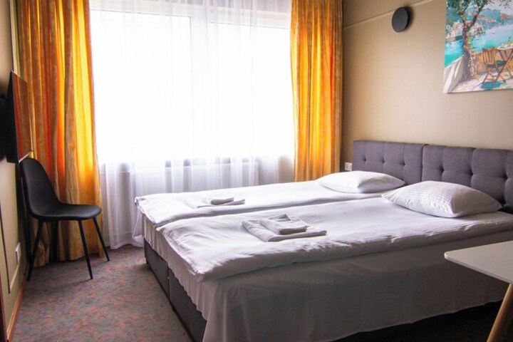 Room 41 of 84