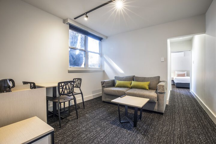 Room 18 of 39