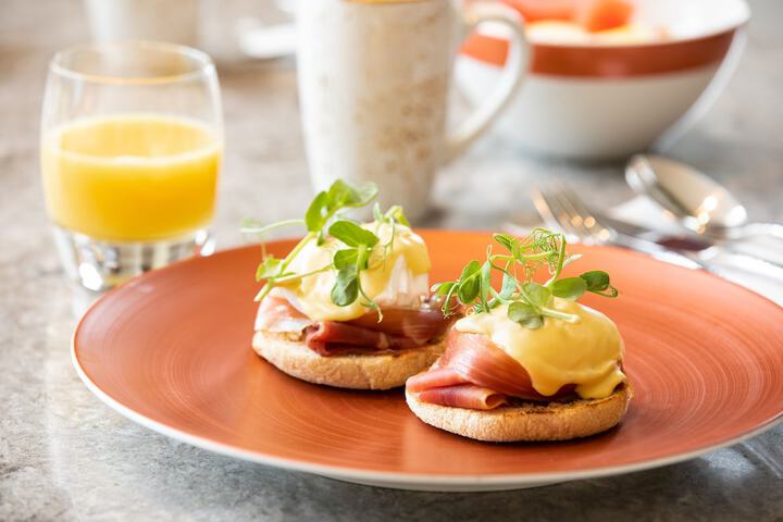 Breakfast/Coffee Service 115 of 177