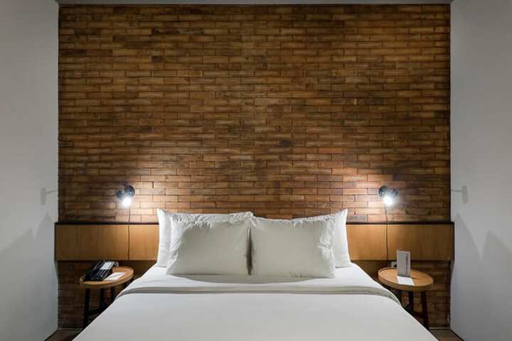 Room 20 of 52