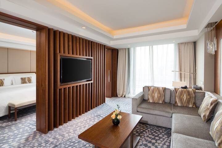 Room 15 of 126
