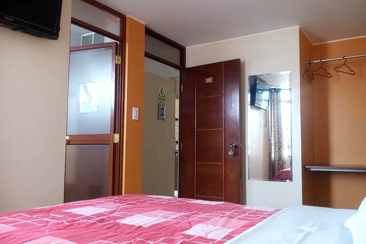 Room 18 of 29