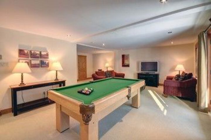 Room 10 of 25