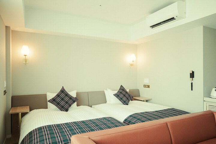 Room 19 of 57