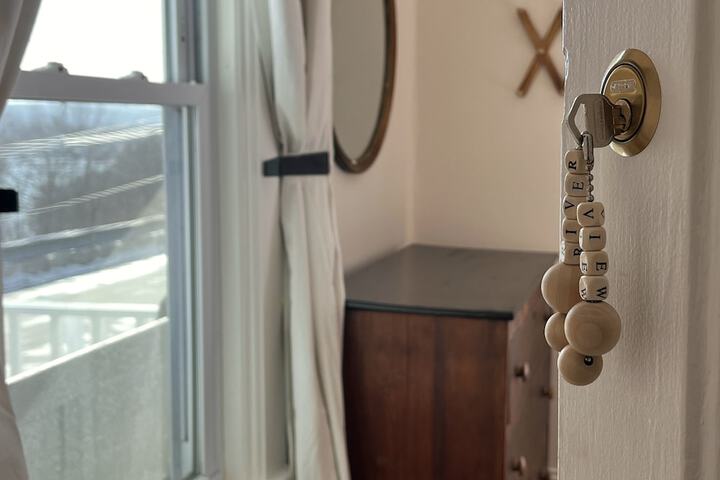 Room 9 of 35