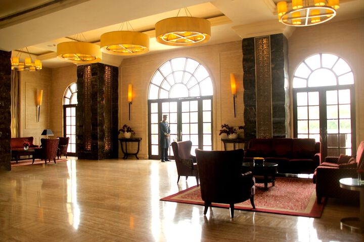Guest Lobby