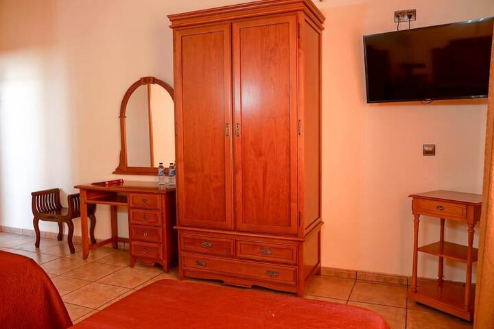 Room 12 of 63