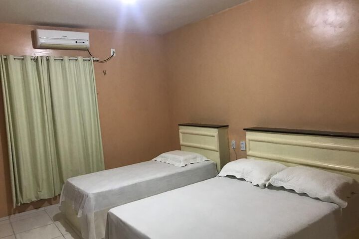 Room 15 of 18