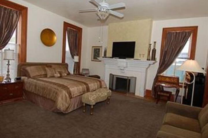 Suite Room