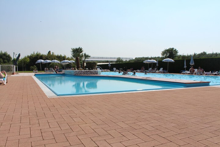 Pool 38 of 56