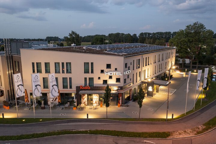 Hotel 74 of 74