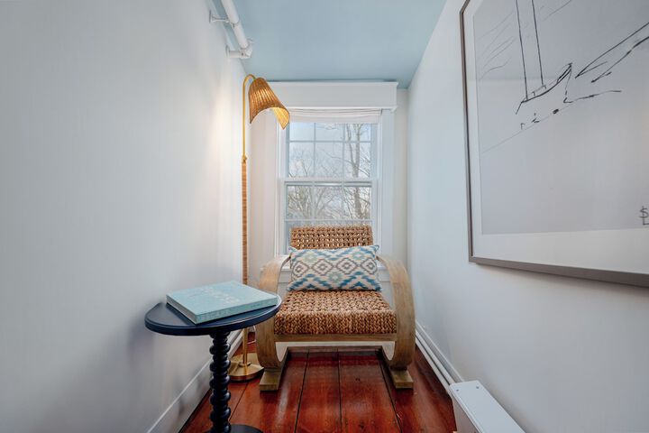 Room 12 of 70