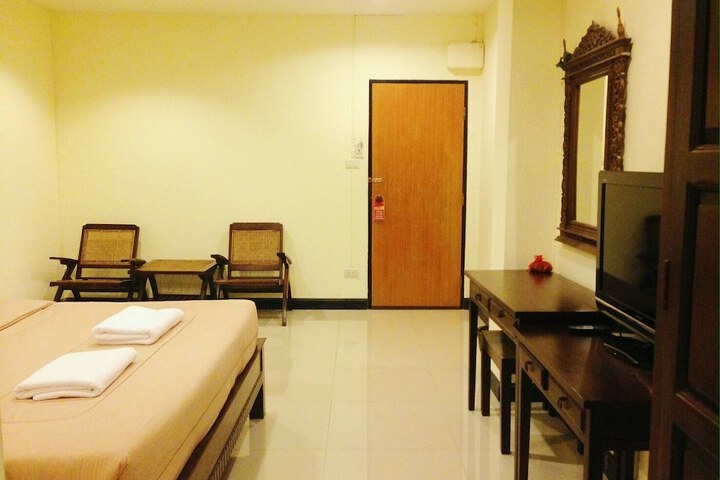 Room 10 of 24