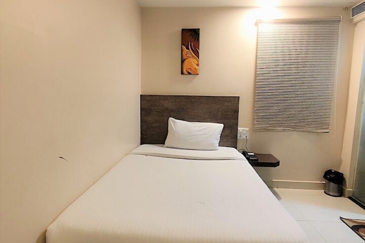 Room 26 of 52