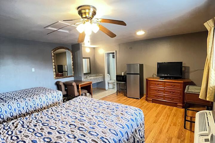 Room 5 of 19