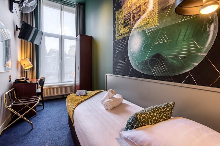 Room 29 of 59