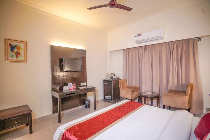 Room 9 of 48