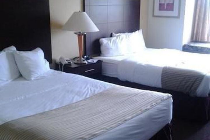 Room 9 of 29