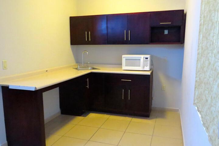 Room 10 of 33