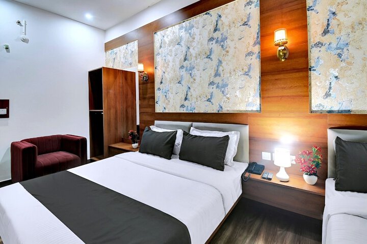Room 17 of 24