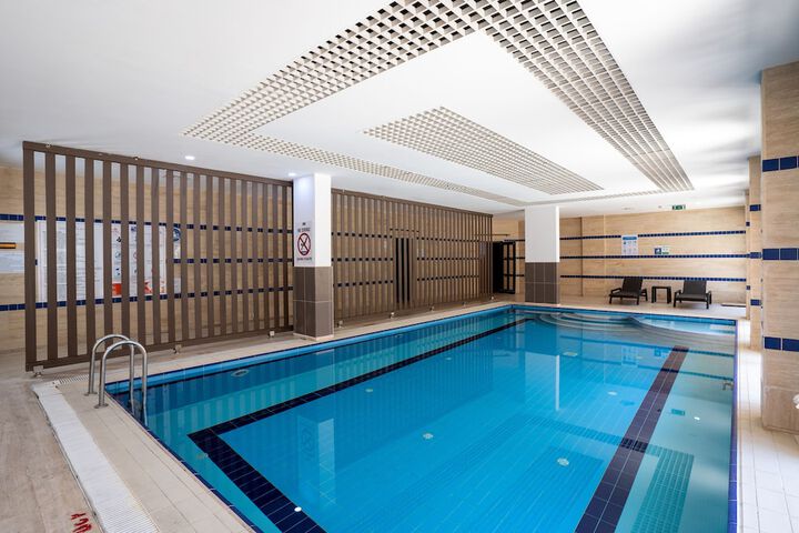 Pool 21 of 45