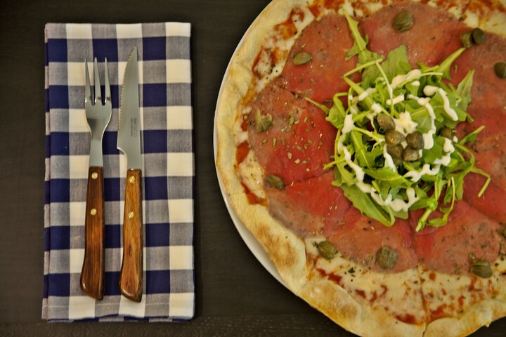 Dining 39 of 50