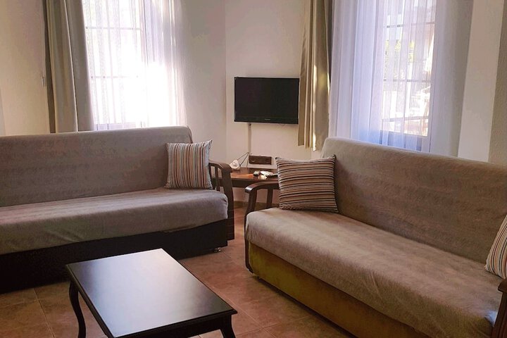 Room 44 of 91