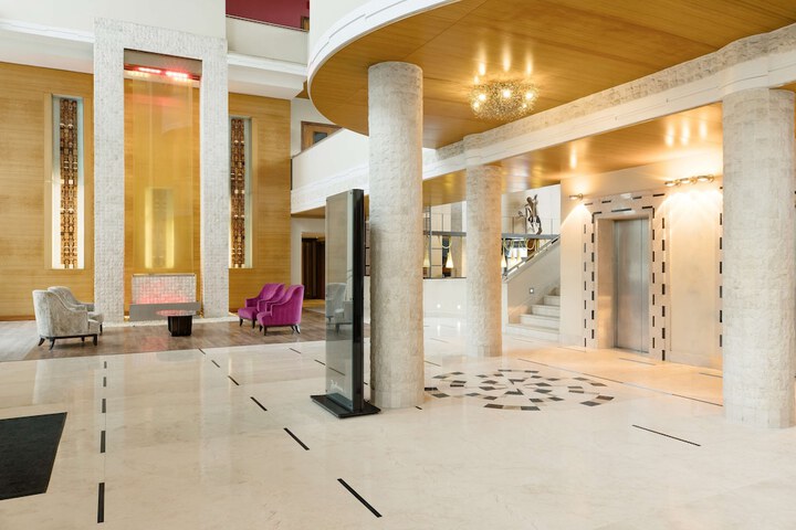 Hotel Interior 5 of 140
