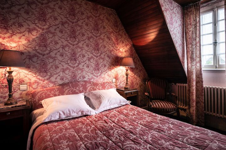 Room 16 of 54