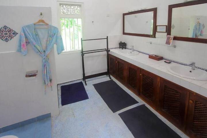 Room 25 of 61
