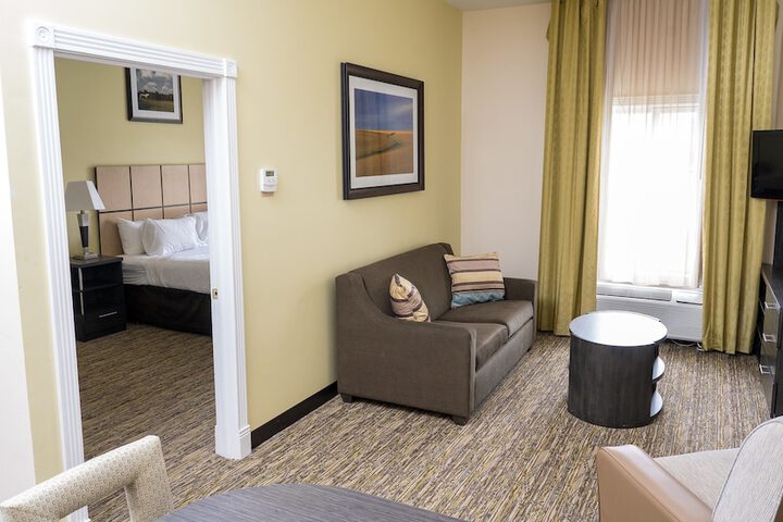 2 Queen Beds Studio Suite (13 of 16)