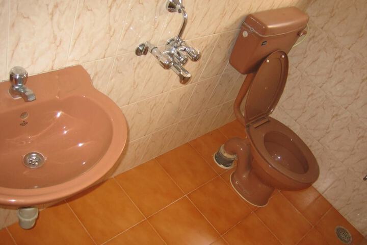 Room 14 of 23