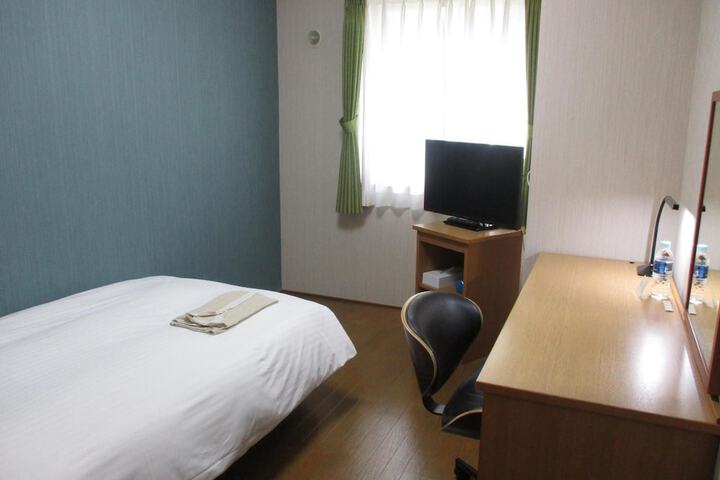 Room 15 of 41