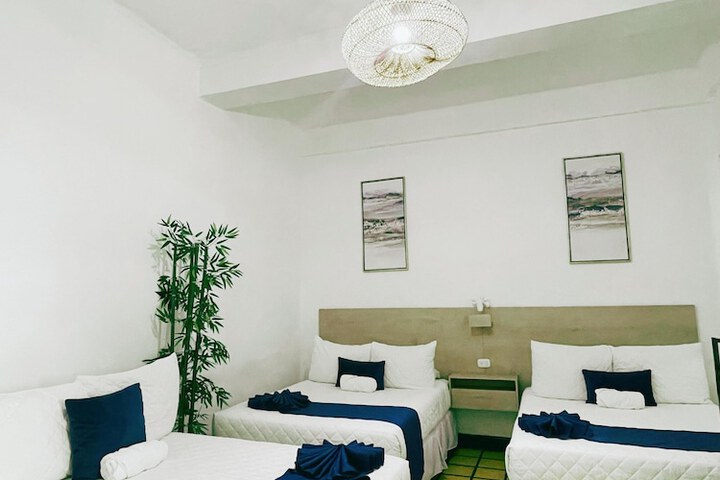 Room 10 of 49