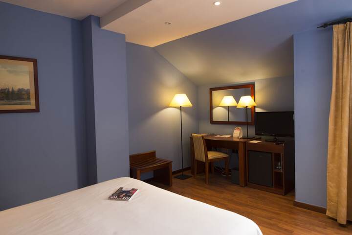 Room 15 of 68