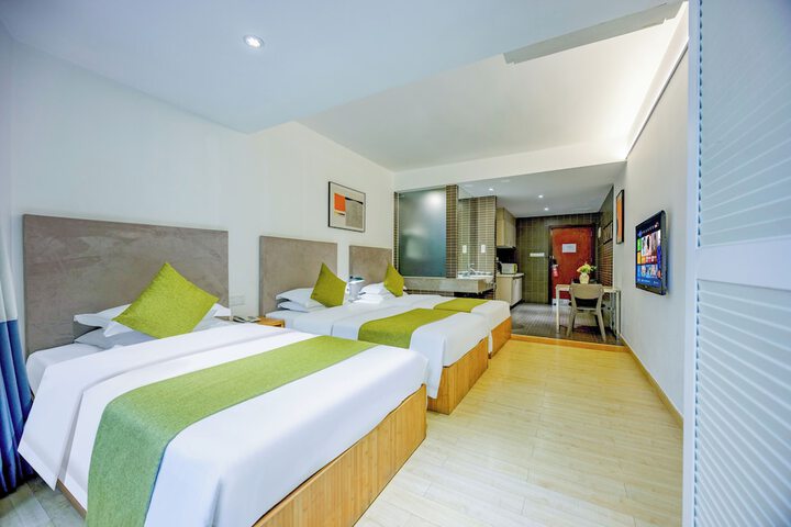 Room 5 of 56