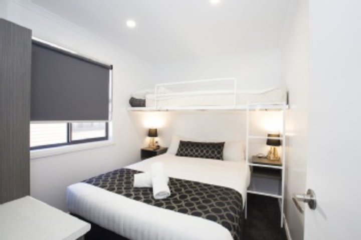Room 526 of 876