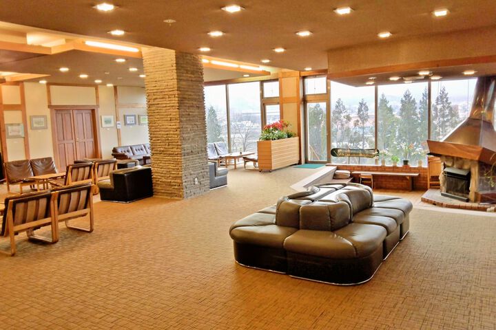 Lobby Entry