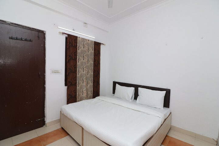 Room 26 of 29